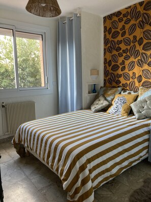 Chambre lit double 
