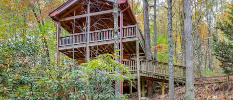 Ellijay Vacation Rental | 1BR | 1BA | 400 Sq Ft | Stairs Required to Access