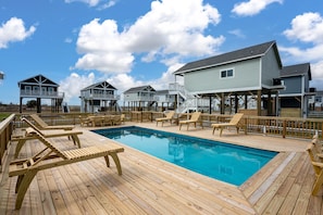 Brand New Community Pool
No life guard on duty (required red tape statement 🙂)
