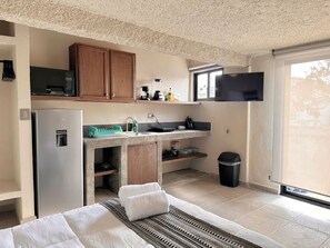 ¡Nuestra práctica cocina te espera para realizar tus comidas!