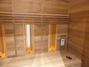 Infrarot-Sauna im Haus