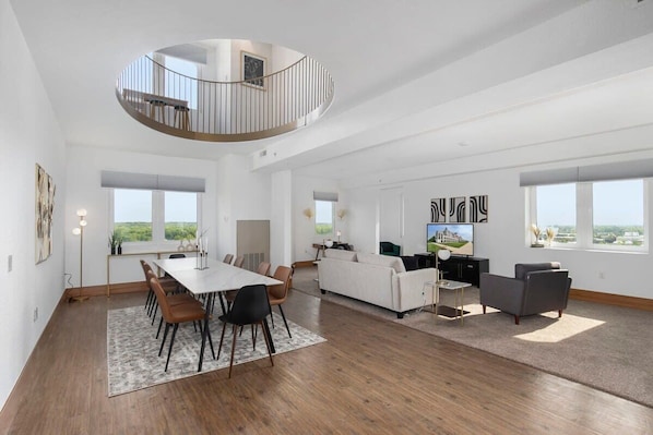 Spacious dining & living space