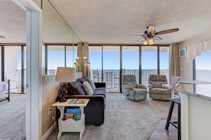Atlantic Towers 1114-print-002-033-Main Living Area-4200x2801-300dpi