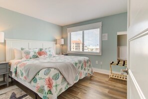 Atlantic Towers 501-large-011-025-Bedroom-1499x1000-72dpi