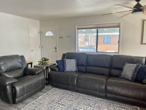 Upstairs living room 