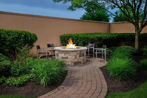 Outdoor patio with firepit