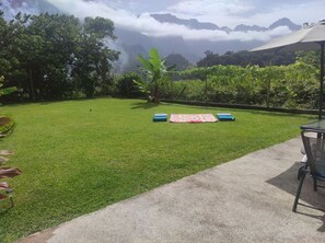 lie down in the garden or have a picnic
