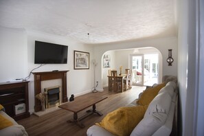 Living and Dining Room