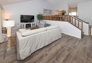 Upstairs Living Room and Sofa Bed (1)
