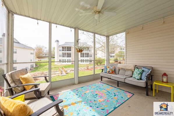 Screened in Patio