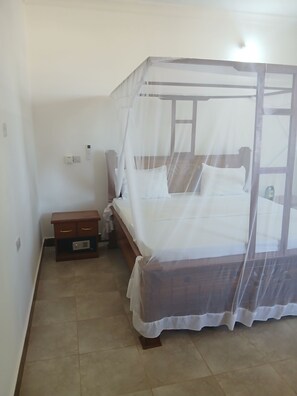 Bedroom (3)