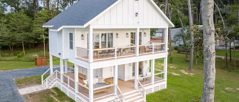 Welcome to Mason Jar Retreats Beach House!