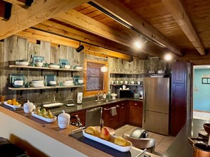 Kitchen (1)
