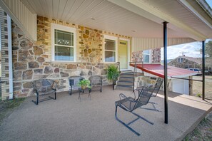 Back Patio | Keyless Entry