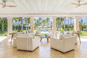 Villa Serenity - Exceptional Beach Villa (4026)
