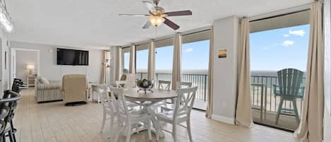 Spacious Living and Dinning room