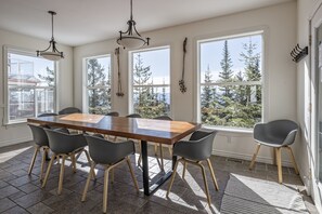 Dining Room with Amazing Views 
