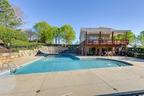 Community Outdoor Pool | Beach Towels | 2-Story Townhome