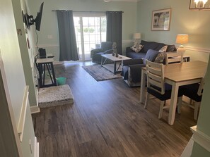 Living Room/Dining Room
