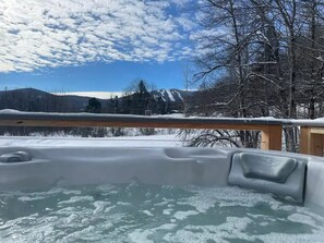 Hot tub views
