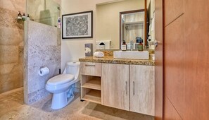 19.Bathroom