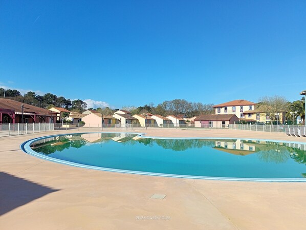 piscine de la résidence 