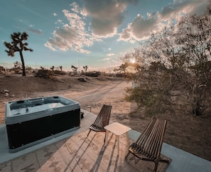 Enjoy the Endless Views During Dusk in the Hot Tub