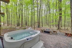 Exterior Space | 2 Exterior Security Cameras | Hot Tub | Fire Pit