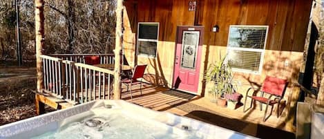 Private Hot Tub overlooking the lakeSteps from the front door!