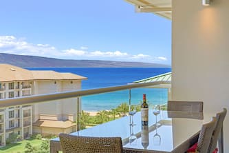 Maui Resort Rentals: Honua Kai Hokulani 816 - Upgraded 1BR Penthouse w/ Partial Ocean & Mountain Views!