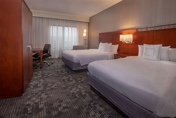 Comfortable Unit with Two Queen beds