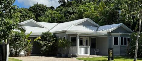 Imagine staying here the perfect Holiday Home Cairns