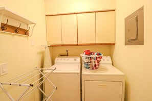 St. Augustine Beach Rentals Washer & Dryer