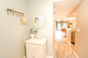 St. Augustine Beach Rentals Entry Foyer