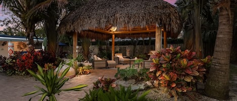 Tropical Tiki - By Anna Maria Island Accommodations