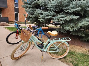 Complimentary Bikes!
