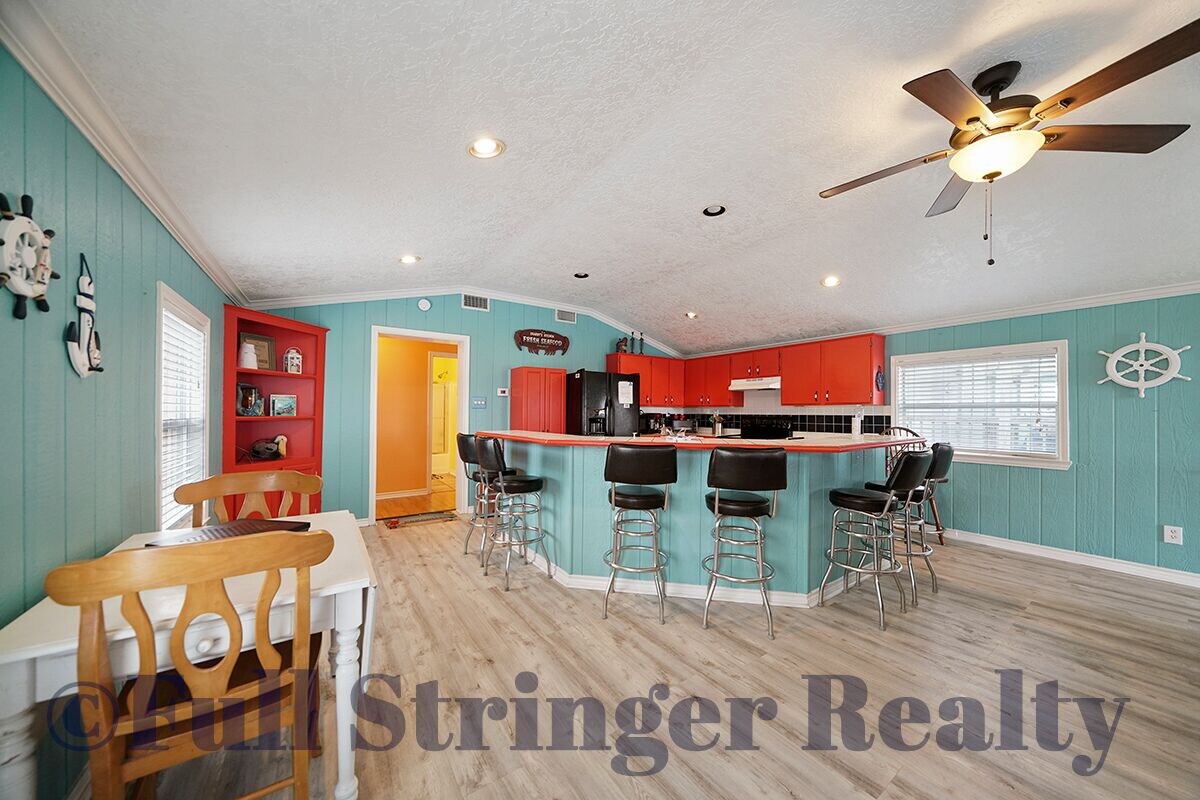 3 River Bend Villa – Colorado River in Matagorda