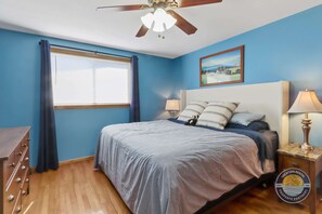Master bedroom - Closet and full bathroom is behind you
