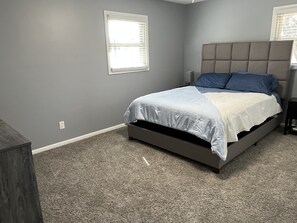 Primary bedroom with queen size bed