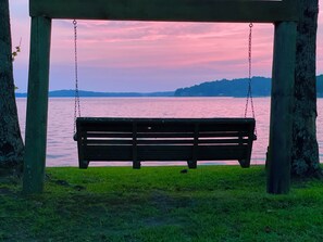 Sunset swing! 