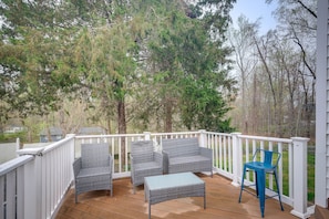 Shared Deck | Pets Welcome w/ Fee | Keyless Entry | Free WiFi