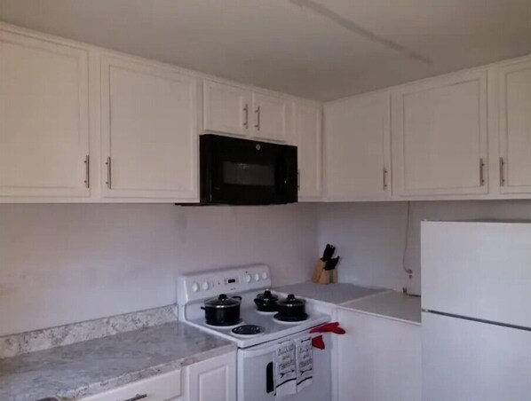 Older Cozy Duplex A