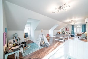 Kids play area!  Books, games and toys available to keep the littles entertained