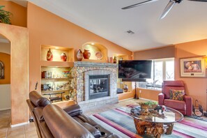 Living Room | Smart TV | Gas Fireplace | Rustic Decor | Recliner Sofas & Chair