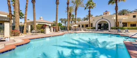 La Quinta Vacation Rental | 2BR | 2BA | Stairs Required | 1,370 Sq Ft