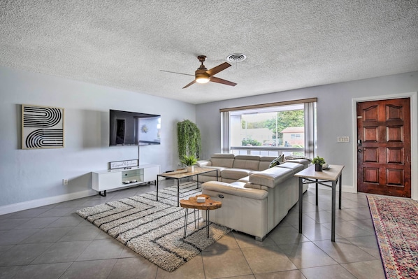 Coconut Creek Vacation Rental | 3BR | 2BA | 2,000 Sq Ft | 1 Step to Enter