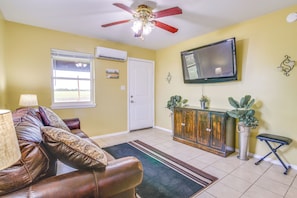 Living Room | Smart TV w/ Cable | Mini-Split A/C Unit | Sleeper Sofa