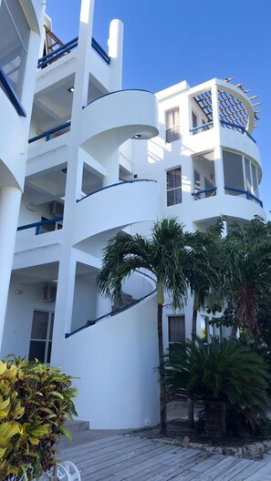 Front entrance towards the stairs