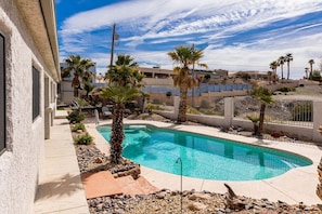 pool view