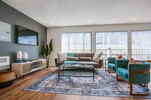 Spacious living space for family and friends to gather